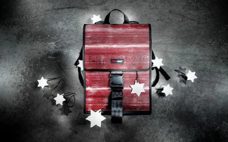 Fröhliches Fest mit Feuerwear Bild: Fröhliches Fest mit Feuerwear