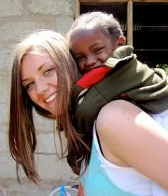 Bild: Die weite Welt ruft: Projects Abroad | Projekte weltweit auf der EINSTIEG Abi in Karlsruhe