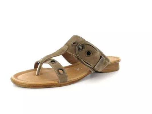 Bild: Sommerschlussverkauf - Viele Damenschuhe und Herrenschuhe in Übergrößen jetzt reduziert