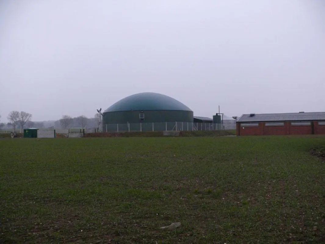 Die 500 kW- Biogasanlage von WELtec in Gnossall, Stafford