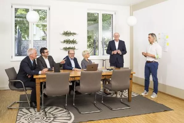 Umstrukturierung macht zukunftsfähig durch gelebte Agilität Bild: Umstrukturierung macht zukunftsfähig durch gelebte Agilität