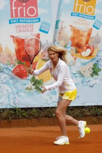 Stefanie Graf eröffnete die frio Teesaison Bild: Stefanie Graf eröffnete die frio Teesaison