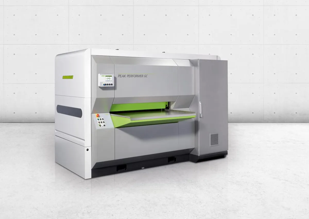 BUT fertigt Maschinenverkleidungen für die innovative Richttechnik