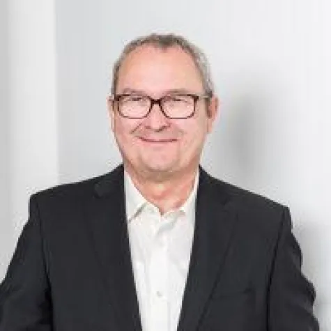 Bild: Strategisch Investieren statt blind kaufen