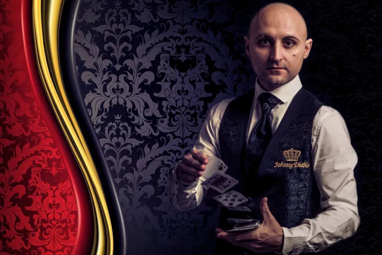 Wer ist Magier und Mentalist Johnny Diablo? Bild: Wer ist Magier und Mentalist Johnny Diablo?