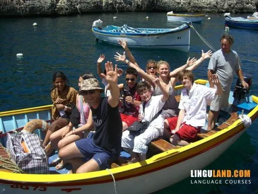 Reiselust statt Schulfrust! Mit Linguland Schülersprachreisen die Welt entdecken und neue Sprachen lernen Bild: Reiselust statt Schulfrust! Mit Linguland Schülersprachreisen die Welt entdecken und neue Sprachen lernen