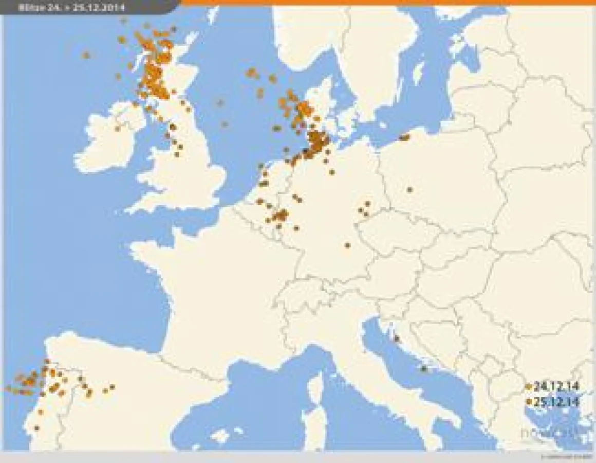nowcast: 70 Blitze in Deutschland an Weihnachten 2014