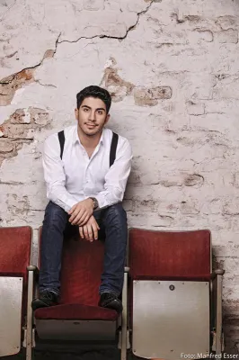 Bild: Hotline für besorgte Bürger – Lesung mit Ali Can