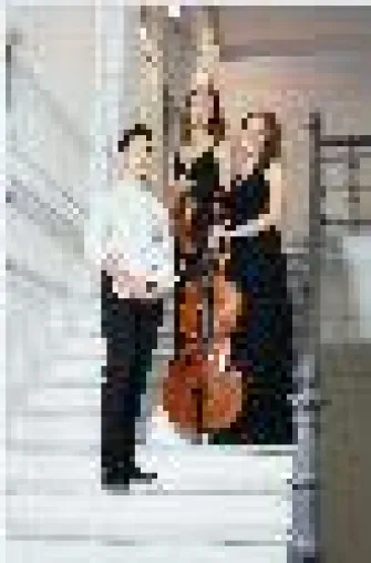 Bild: 'Trio Sens' in der Kreissparkasse - Konzert der Reihe 'Junge Interpreten' im Esslinger 'Kronensaal'