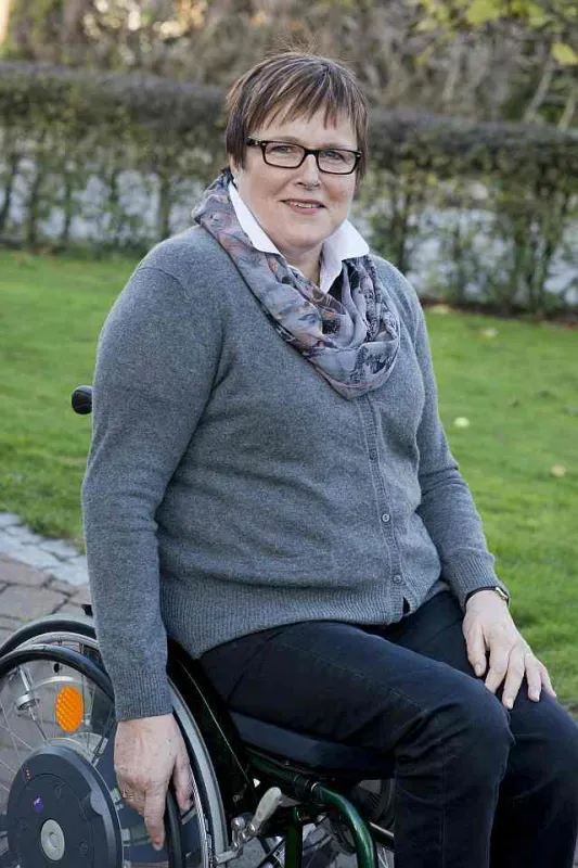 Karola Rengis ist erste Vorsitzende des Bundesverbandes Polio Selbsthilfe e.V.