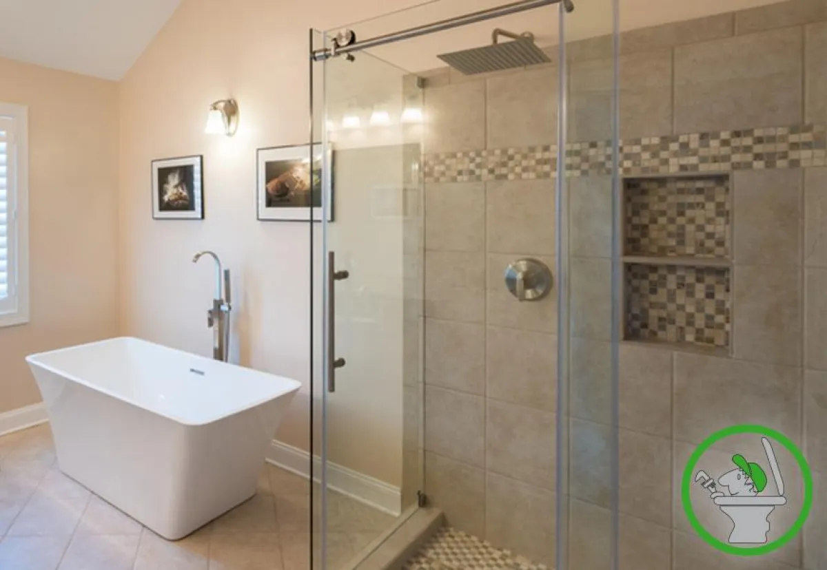 Duschen hinter Glas fotolia©steheap