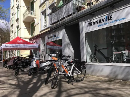 Bild: Auf leisen Rädern