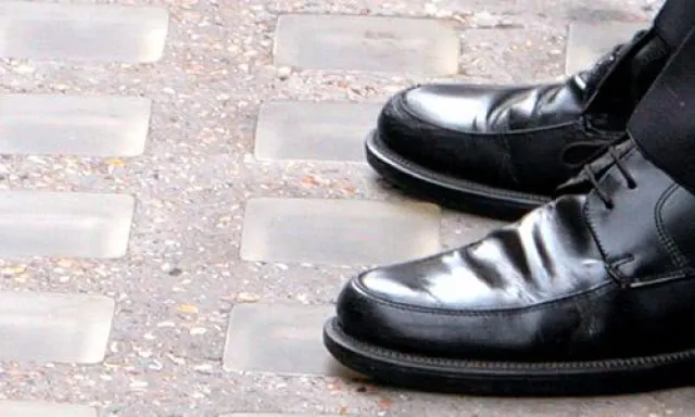 Bild: Kommentar zur Preisverleihung durch den Stifter Roland-Berger