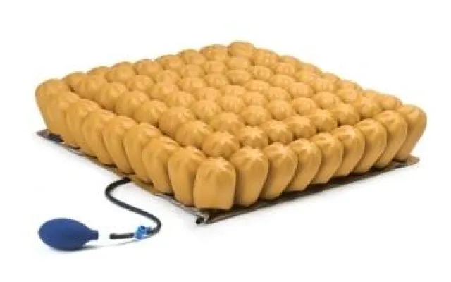Bild: Dekubitus-Prophylaxe und Therapie - Dietz GmbH Reha-Produkte präsentiert Dekubitus-Kissen StarLock