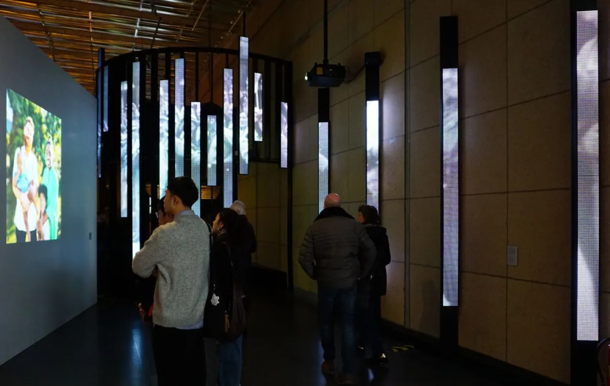 Eingangsportal Ausstellung im Haus der Geschichte (© Daylite GmbH/ München)