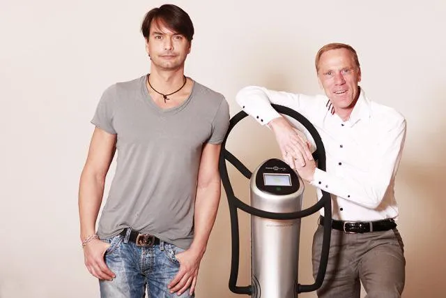 Weltpremiere: Marcus Schenkenberg ist Power Plate Cyber Trainer Bild: Weltpremiere: Marcus Schenkenberg ist Power Plate Cyber Trainer