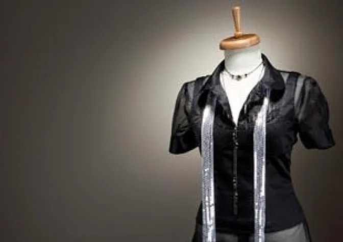 2 Meter Kleiderschrank - und nichts anzuziehen? Bild: 2 Meter Kleiderschrank - und nichts anzuziehen?