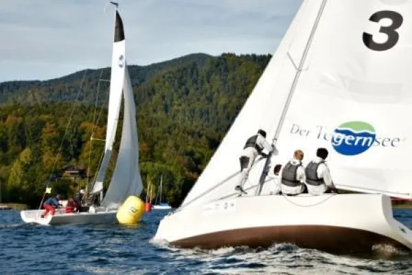 Bild: Neue Segelangebote für den Tegernsee- Frauen-Segeltraining & Junggesellenabschied auf der Yacht