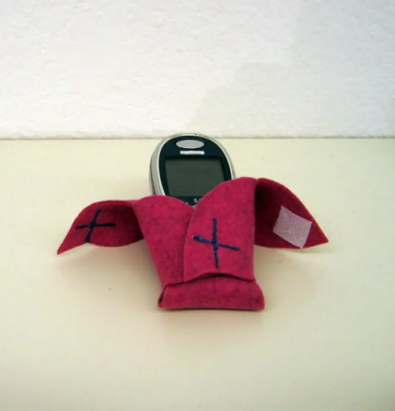 Handytasche aus pinken Wollfilz