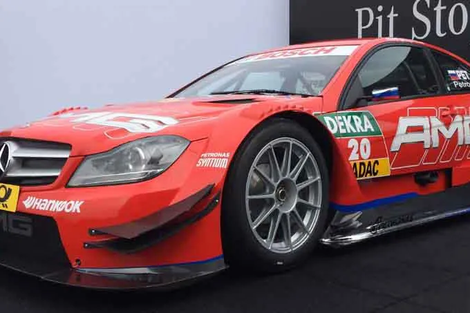 Bild: Sportliche Einsätze mit Konstanz – OLYMP bei der DTM
