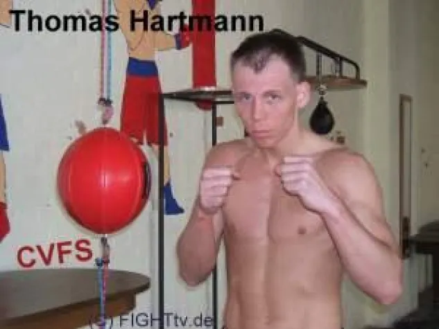 Bild: Thomas Hartmann holt Weltmeistergürtel ins CVFS Camp