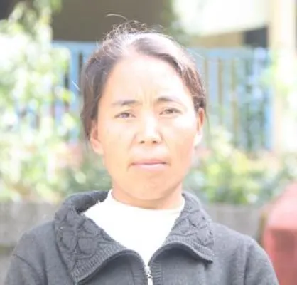 Bild: Eine der „singenden Nonnen“ von Drapchi nach dem zweiten Fluchtversuch entkommen