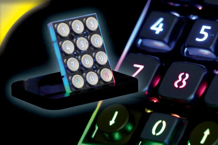 Flexible und robuste Tastatur mit geringer Einbautiefe Bild: Flexible und robuste Tastatur mit geringer Einbautiefe