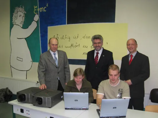 Bild: Technik der Hochschule Harz für den Einsatz im Landesgymnasium für Musik Wernigerode