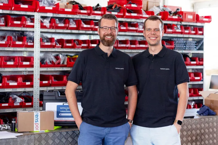 Behrens revolutioniert Ladebordwand-Ersatzteile Markt Bild: Behrens revolutioniert Ladebordwand-Ersatzteile Markt