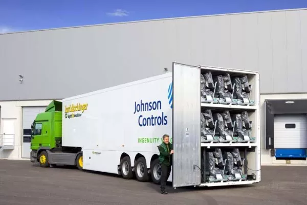Bild: Auszeichnung für innovatives Trailerkonzept von karldischinger