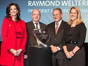 Bild: Bühler Motor mit dem General Motors Supplier of the Year Award 2013 ausgezeichnet