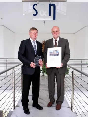 Bild: Auszeichnung der Ausbildung der S&N AG