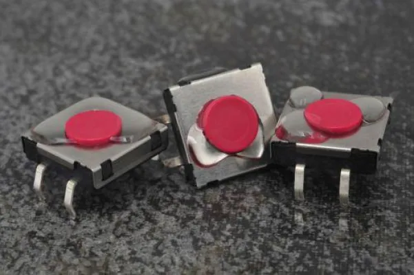 Bild: Die neuen waschbaren 12mm Kurzhubtaster von GREATECS