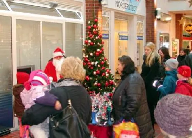 Bild: Der Nikolaus kommt in die MOORBEK PASSAGE