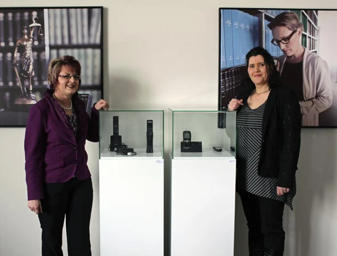 Iris Meister (l.) und Sandra Schwarz (r.) verstärken das GBS-Team