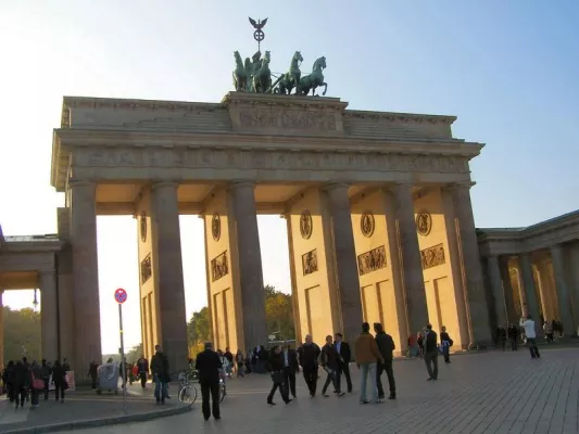 Bild: Stadtrundfahrt in Berlin: Zeitreise durch die Geschichte und Gegenwart der Hauptstadt
