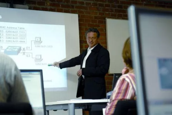 Bild: Comstor stärkt ihre Partner im Vertrieb von Unified Communications