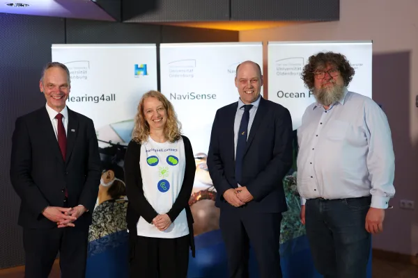 Exzellenzstrategie: Universität Oldenburg feiert mit drei bewilligten Exzellenzclustern sensationellen Erfolg Bild: Exzellenzstrategie: Universität Oldenburg feiert mit drei bewilligten Exzellenzclustern sensationellen Erfolg