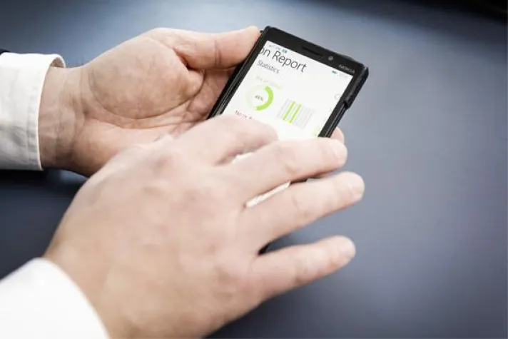 Bild: E.R. Schiffahrt führt zeitsparende App für Inspektionsreport ein