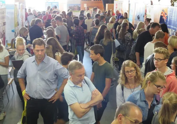 Bild: Neue Länder und Kulturen entdecken