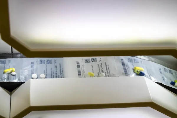 Bild: Zentralapotheke führt Unit-Dose zur Steigerung der Arzneimitteltherapiesicherheit ein