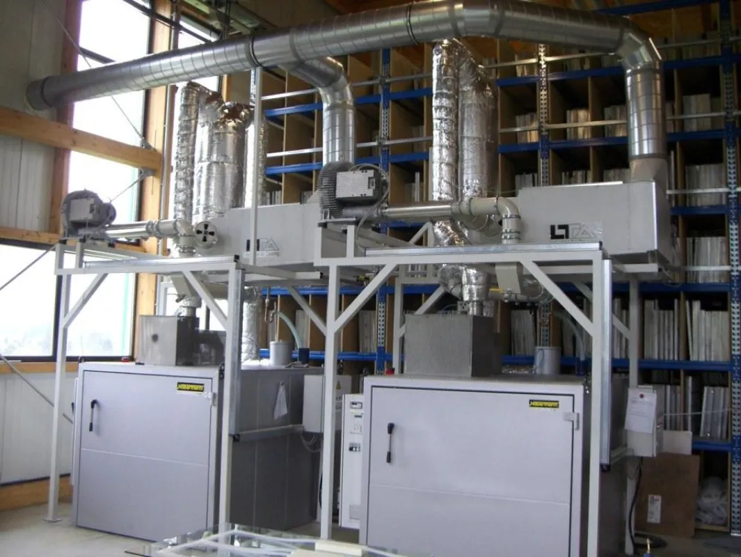 LTA-Luftfilter AC 3022 montiert auf Temperofen