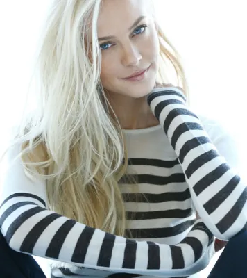 Schauspielerin Tiana Pongs tritt in die FDP ein Bild: Schauspielerin Tiana Pongs tritt in die FDP ein