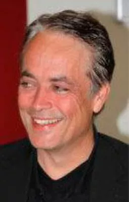 Bild: Ralph Llewellyn veröffentlich zur Frankfurter Buchmesse neuen Fantasyroman