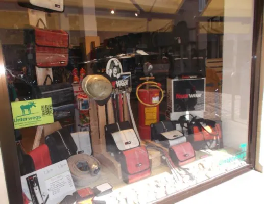 Bild: Aufgepasst. Jetzt kommt die Feuerwear zu Unterwegs.