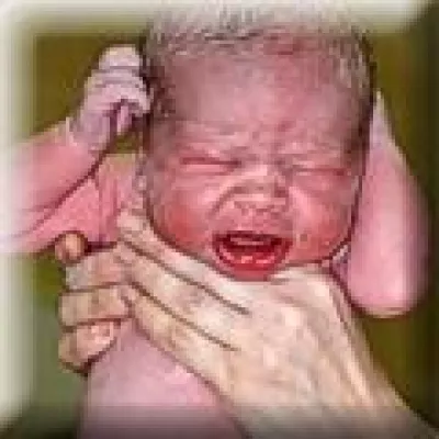 Bild: Jede 3.Frau hat auch ein Jahr nach einer Geburt noch Beschwerden beim Sex oder Inkontinenzprobleme