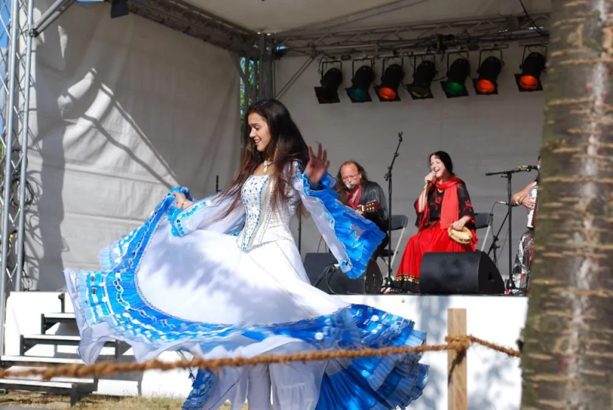 Alexandrowka-Festival_Tanz