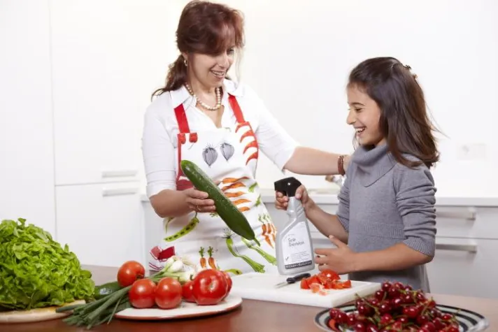 Bild: Prävention vor EHEC-Erreger: silver-solution desinfiziert Obst und Gemüse