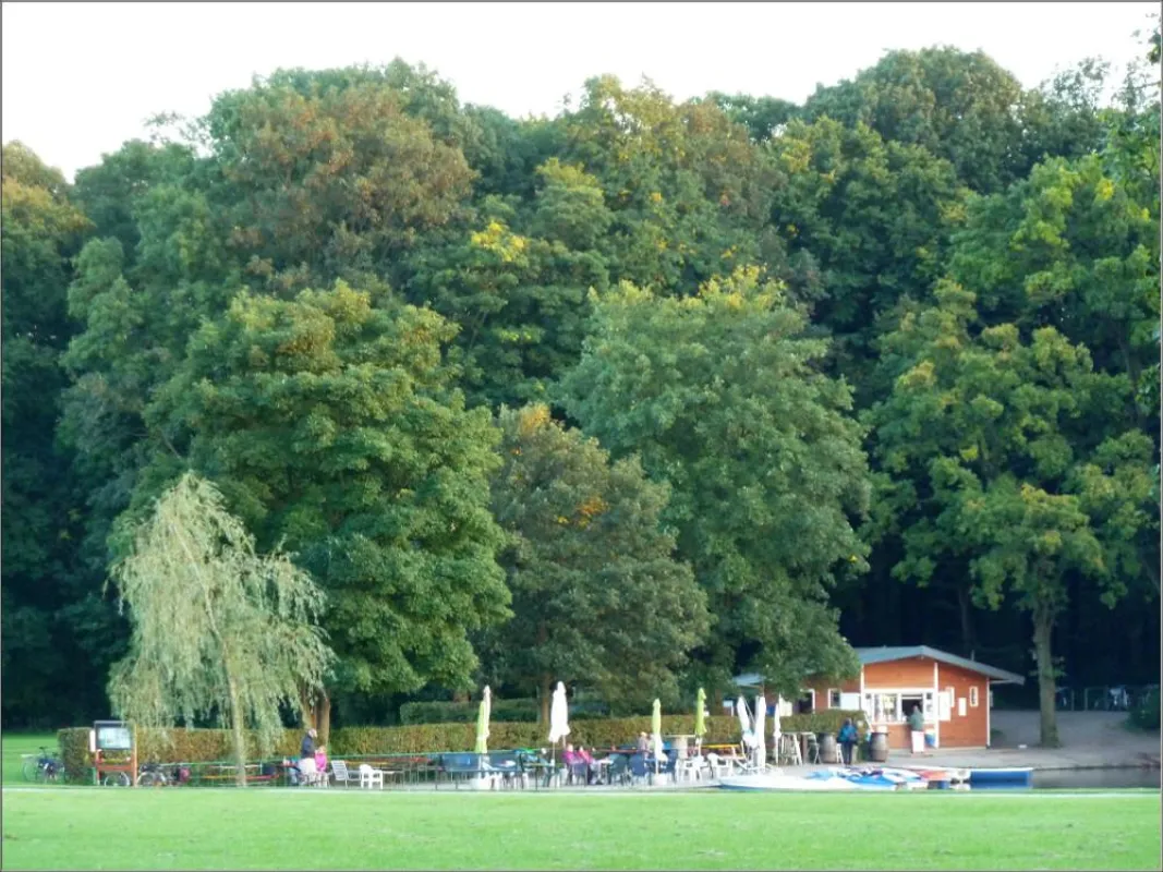 Kiosk am Kalscheurer Weiher. Foto: A. Wulf