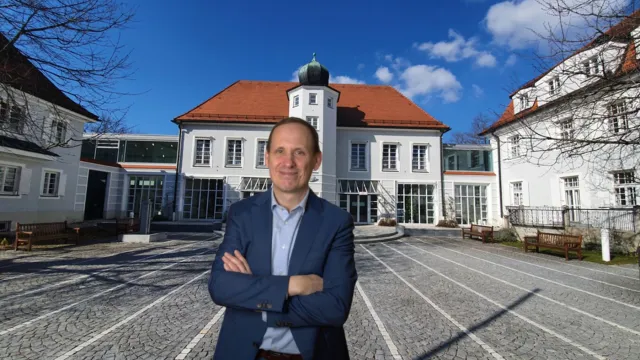 Vertrauen über Parteigrenzen hinweg Bild: Vertrauen über Parteigrenzen hinweg